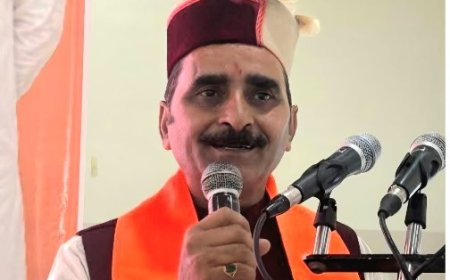 मिट्टी से गड्ढे भरने वाले मंत्री दूसरों को ज्ञान देने से पहले अपने विभाग और शिमला ग्रामीण की बदहाली देखें : प्यार सिंह