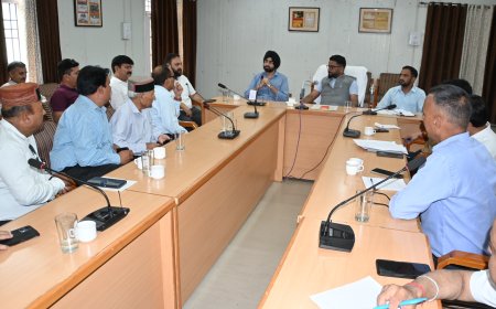 अंतर्राष्ट्रीय मिंजर मेला-2026 के तहत सांस्कृतिक उप समिति की बैठक आयोजित, कलाकारों के चयन को लेकर की गई चर्चा