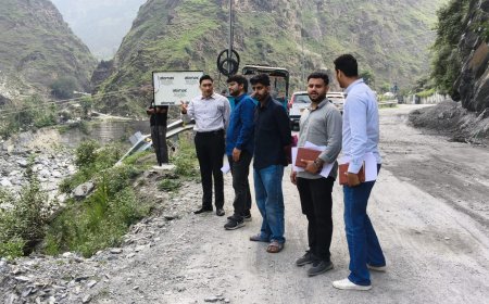 श्री मणिमहेश यात्रा की तैयारीयों के दृष्टिगत उपायुक्त मुकेश रेपस्वाल ने किया राष्ट्रीय राजमार्ग-154ए का निरीक्षण 