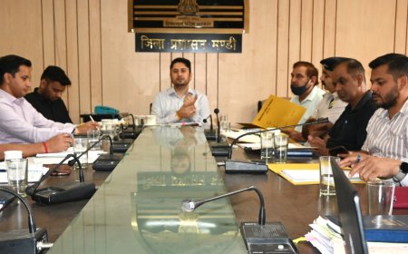 उपायुक्त ने की राज्य स्तरीय कारगिल विजय दिवस समारोह की तैयारियों की समीक्षा