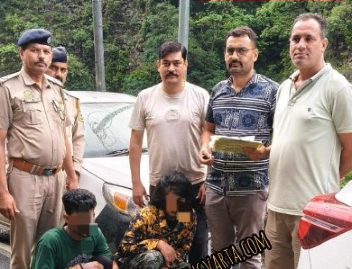 गिरीपुल में पुलिस की बड़ी कार्रवाई: कार से 38.95 ग्राम चिट्टा बरामद, दो आरोपी गिरफ्तार