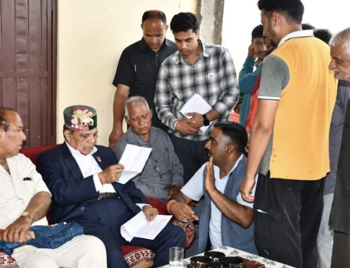बशील में बनेगा बहुउद्देशीय पंचायत भवन, भूमि चयनित- डॉ. शांडिल