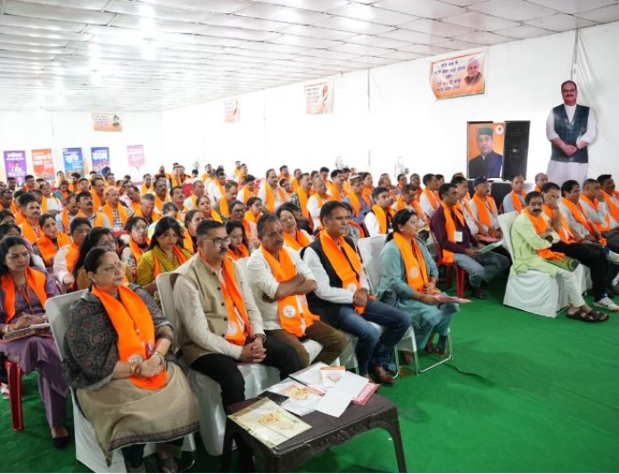 पद के पीछे नहीं, दायित्व निभाने के पीछे भागे कार्यकर्ता; ऐसे लोगों को पार्टी स्वयं आगे बढ़ाती है : संजय टंडन