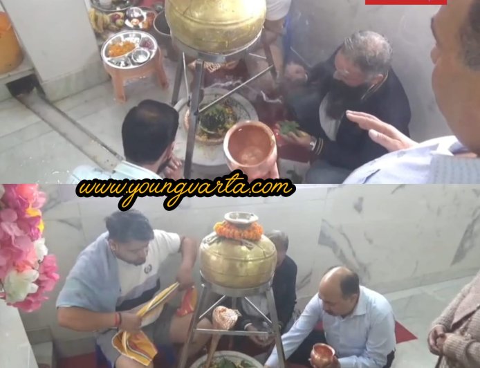 भगवान भोले के जयकारों से गूंजे शिवालय , श्रावण मास के पहले सोमवार को सैकड़ों भक्त पहुंचे शिव मंदिर