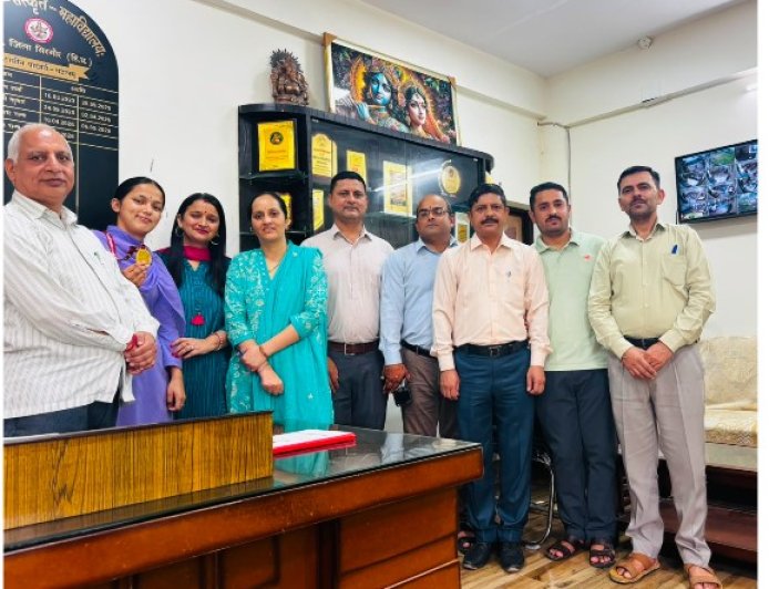 गोरक्षनाथ राजकीय संस्कृत महाविद्यालय, नाहन की छात्रा ने राज्य स्तरीय निशानेबाजी प्रतियोगिता में कांस्य पदक जीता