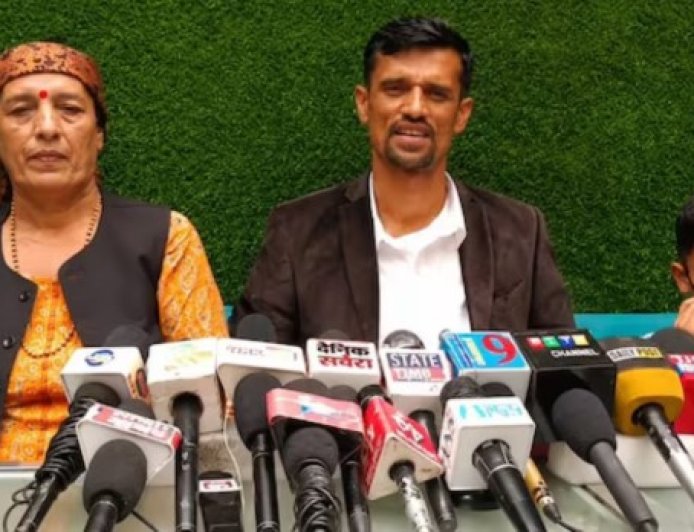 सूरज हत्याकांड के मुख्य गवाह कांस्टेबल दिनेश निलंबित, परिजनों ने पुलिस अधिकारियों पर लगाए ये आरोप