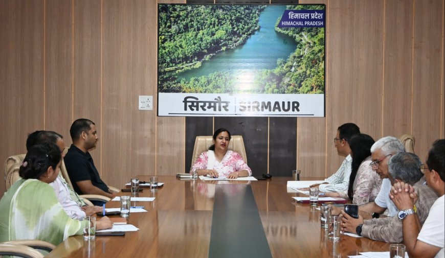 उपायुक्त की अध्यक्षता में आयोजित हुई खाद्य सुरक्षा समिति की बैठक