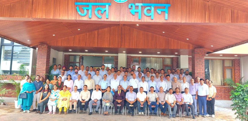 तकनीक और जनभागीदारी से सुदृढ़ होगी जल प्रबंधन व्यवस्था : डॉ. अभिषेक जैन