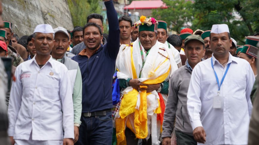 राजस्व मंत्री ने निचार उपमण्डल के कार्यकर्ताओं की बैठक में की शिरकत