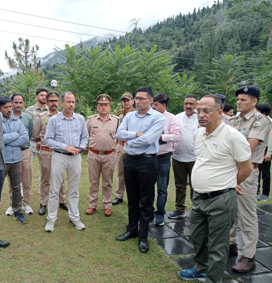 मुख्यमंत्री के प्रस्तावित होली प्रवास की तैयारियों बारे विश्राम गृह होली में बैठक आयोजित, उपायुक्त मुकेश रेपसवाल ने की बैठक की अध्यक्षता