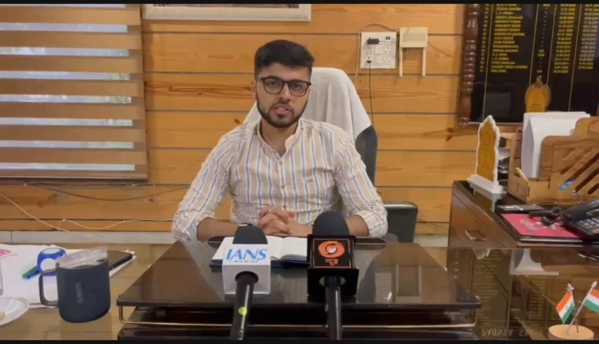 मानसून की दस्तक के साथ प्रशासन ने कसी कमर, यमुना नदी किनारे 10 गोताखोर की टीम तैनात