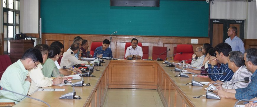 सार्वजनिक वितरण प्रणाली एवं ज़िला स्तरीय सतर्कता समिति की समीक्षा बैठक आयोजित