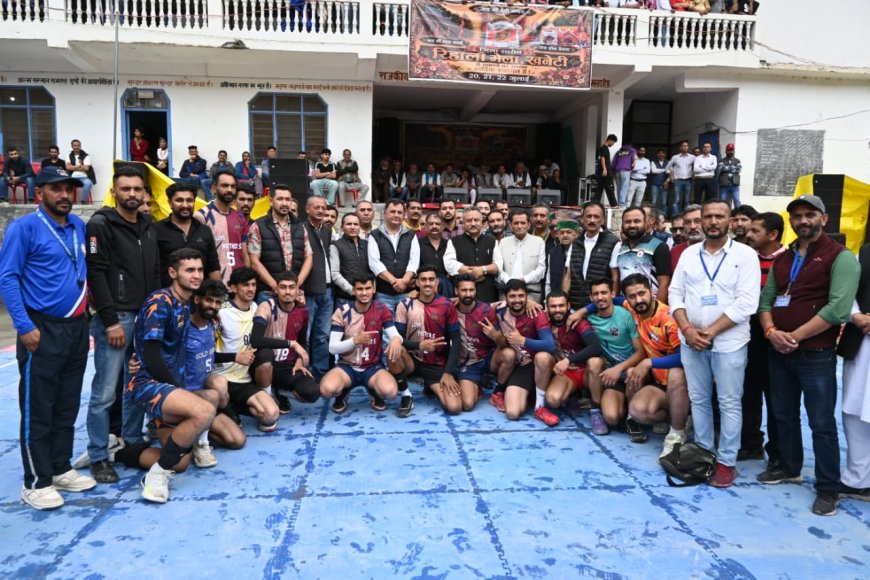 शिक्षा मंत्री ने 87 लाख से बनने वाले हरिजन बस्ती धार शरघाल संपर्क मार्ग का किया भूमि पूजन