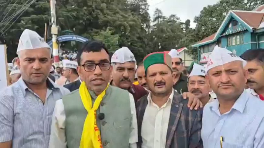प्राथमिक शिक्षक संघ के आंदोलन के बीच सीएम सुक्खू,न्यू कॉम्प्लेक्स सिस्टम गो बैक के नारों से गूंजा धरना स्थल