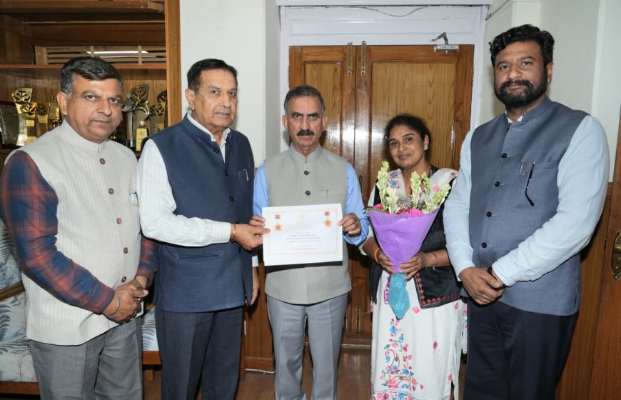 मुख्यमंत्री ने राज्य अनुसूचित जाति आयोग को स्कोच अवार्ड-2026 के सेमीफाइनल में चयनित होने पर बधाई दी