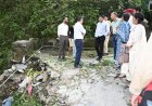 उपायुक्त ने पक्काटाला- बालू संपर्क मार्ग के क्षतिग्रस्त हिस्से का किया निरीक्षण, संबंधित अधिकारियों को दिए आवश्यक निर्देश 