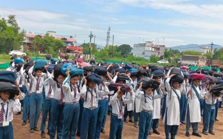 पंजैहरा स्कूल में आपदा से बचने के लिए बच्चों से करवाई गई मॉक ड्रिल