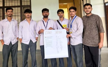 फीस वृद्धि और छात्र संघ चुनाव बहाली को लेकर एबीवीपी ने चलाया हस्ताक्षर अभियान