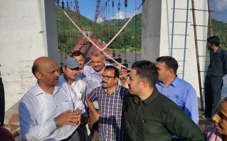 विक्रमादित्य सिंह ने सुन्नी में किया विभिन्न निर्माणाधीन परियोजनाओं का निरीक्षण