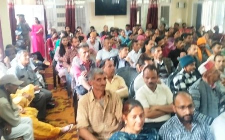 बीपीएल परिवारों के लिए  जनेडघाट में संवाद कार्यक्रम आयोजित