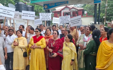 नाहन की स्वास्थ्य व्यवस्था बदहाल, जनता के स्वास्थ्य से खिलवाड़ कर रही कांग्रेस सरकार : डॉ. राजीव बिंदल