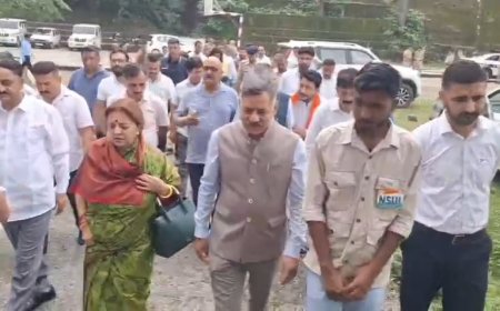 तकनीकी शिक्षा मंत्री ने किया ITI का दौरा, ITI परिसर में चल रहे CLC भवन को ITI को देने की सिफारिश