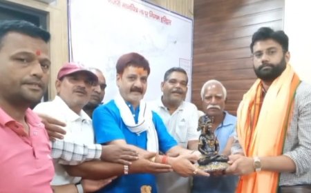 कावड़ मेला 2026 निर्विघ्न व शांतिपूर्ण संपन्न हो जाने के सामाजिक संगठनों ने नगर आयुक्त नंदन कुमार का किया नागरिक स्वागत