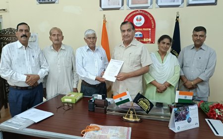 राज्य एससी आयोग के अध्यक्ष से श्मशान घाटों के निर्माण की मांग को लेकर मिला प्रतिनिधिमंडल