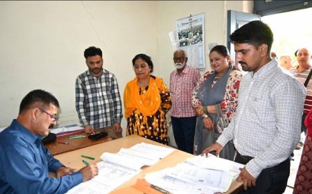 राजस्व लोक अदालतों के माध्यम से जिला सिरमौर में 6,107 नामांतरण मामलों का निपटारा