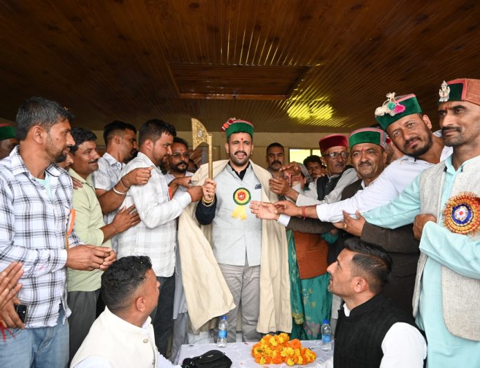 सिरमौर में सड़क परियोजनाओं पर 244 करोड़ की राशी की जा रही व्यय : विक्रमादित्य सिंह