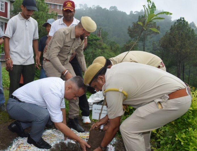 पर्यावरण संरक्षण हम सभी का नैतिक दायित्व - प्रशांत सिंह नेगी