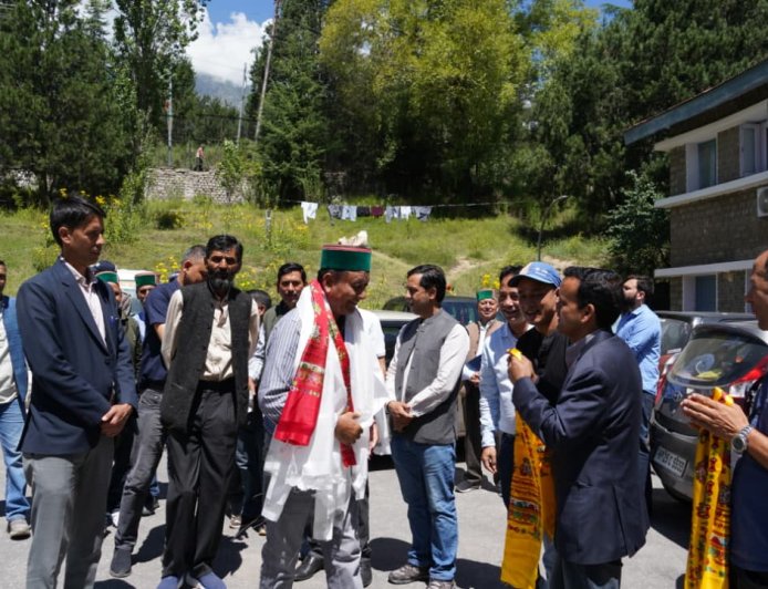राजस्व मंत्री ने कांग्रेस पार्टी के कार्यकर्ताओं को दिए टिप्स