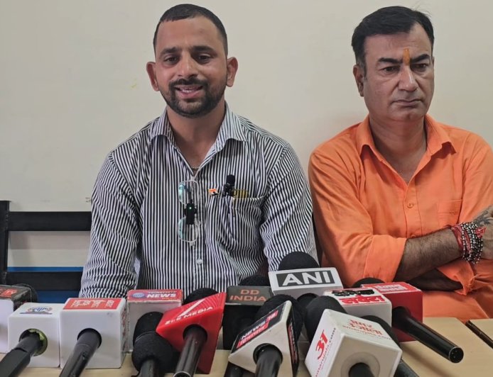 सिरमौर दौरे पर पहुंच रहे मंत्री से भाजपा युवा मोर्चा की मांग, हिमुडा का दफ्तर फिर से स्थापित करने की घोषणा करें मंत्री