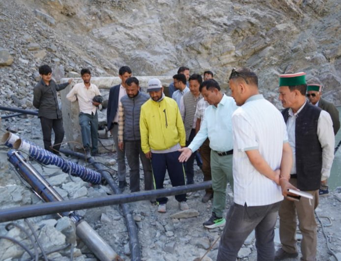 राजस्व मंत्री ने खंड स्तरीय शिकायत निवारण समिति पूह की बैठक में की शिरकत