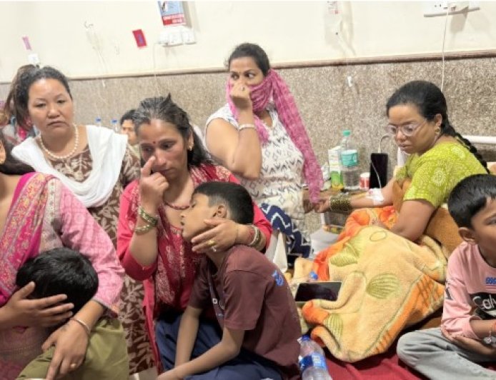 प्राइमरी स्कूल में मिड-डे मील की खीर खाने के बाद 30-40 बच्चे बीमार