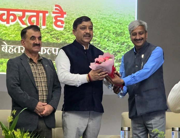 हिमकेयर गरीबों के लिए वरदान, गड़बड़ी है तो जांच कर दोषियों को सजा दें लेकिन योजना बंद करने की साजिश न करे सरकार : सुरेश कश्यप