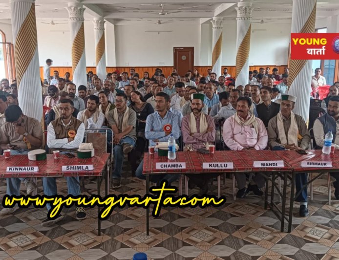 पटवारी-कानूनगो संघ ने 18 सूत्रीय मांगों पर लिया बड़ा फैसला, मांगें नहीं मानी तो आंदोलन की चेतावनी