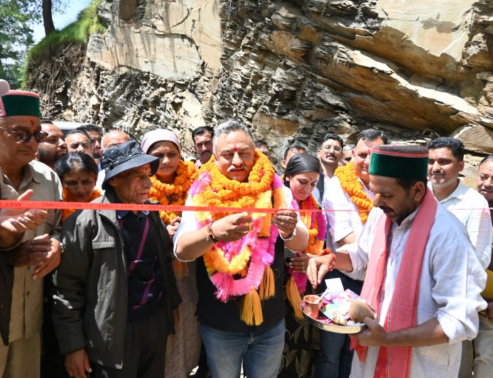 जुब्बल-नावर-कोटखाई में सड़क निर्माण को मिल रही नई गति: रोहित ठाकुर