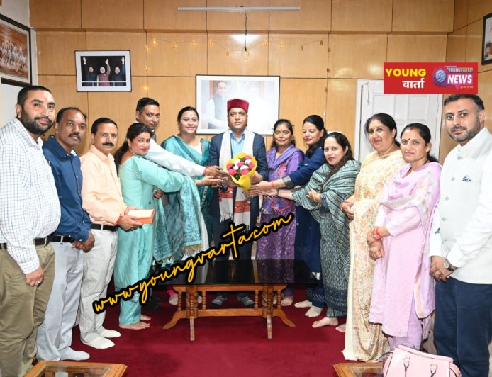 सोलन नगर निगम की नवनिर्वाचित मेयर, डिप्टी मेयर और भाजपा पार्षदों ने जयराम ठाकुर से की शिष्टाचार भेंट