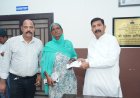 व्यवसायिक प्रोत्साहन केंद्र गोंदपुर बुल्ला में मुकेश अग्निहोत्री ने सुनीं लोगों की समस्याएं, 3.60 लाख की सहायता राशि के चेक बांटे