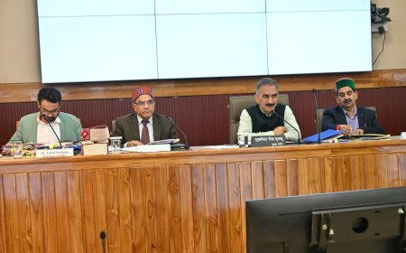 पात्र व्यक्तियों तक कल्याणकारी योजनाओं का लाभ पहुंचाना सुनिश्चित कर रही सरकारः मुख्यमंत्री