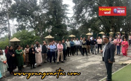 विश्वविद्यालयों की स्वायत्तता समाप्त करने के प्रस्ताव के विरोध में HPUTWA का धरना-प्रदर्शन