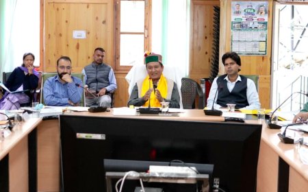 परियोजना सलाहकार समिति की बैठक में  विकास कार्यों की समीक्षा