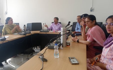 आरकेजीएमसी की एंटी रैगिंग कमेटी ने की विभिन्न प्रबंधों की समीक्षा