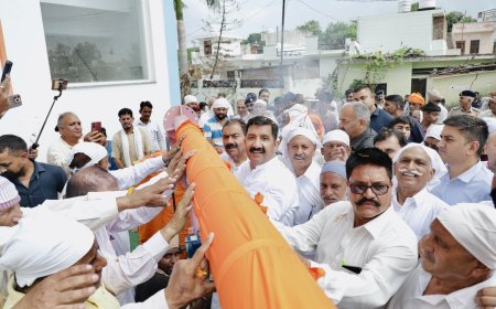 मंदिरों के जीर्णोद्धार पर सरकार निरंतर कर रही काम: मुकेश अग्निहोत्री