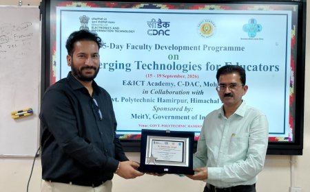 पॉलीटैक्निक कॉलेज बड़ू में दूसरे दिन भी शिक्षकों को सिखाए गए एआई और अन्य अत्याधुनिक टैक्नोलजीज के गुर