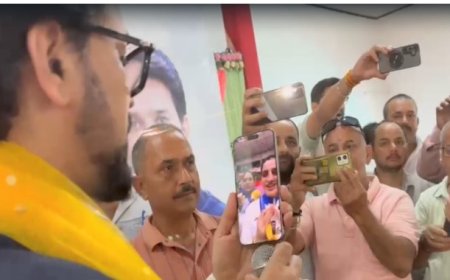 एशियाड में गोल्ड जीतने के बाद अनुराग ठाकुर ने महिला कबड्डी टीम से वीडियो कॉल पर की बात, दी बधाई