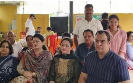 नाहन में लोगों ने सुना प्रधानमंत्री मन की बात कार्यक्रम, सेवा संकल्प अभियान के तहत स्वास्थ्य जांच शिविर का भी किया आयोजन