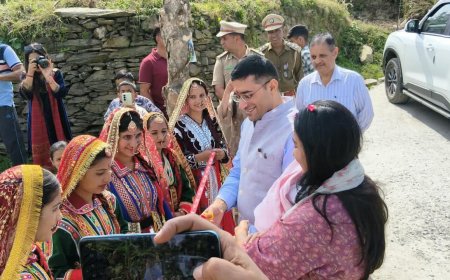 जिला चंबा में पर्यटन की अपार संभावनाएं, ग्रामीण पर्यटन को आजीविका से जोड़ना महत्वपूर्ण : उपायुक्त मुकेश रेपस्वाल