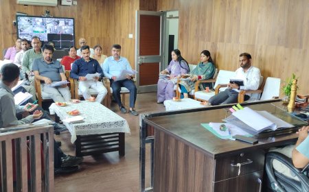 नादौन में मुख्यमंत्री सुख आश्रय योजना के लाभार्थियों को दी 21.93 लाख की सहायता